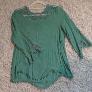 Elegant Green Lace Trim Blouse